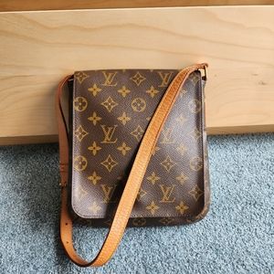 Authentic Louis Vuitton Shoulder Bag